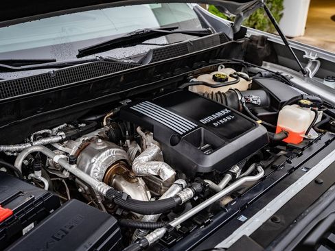 Used 2021 Chevrolet Silverado 1500 LT w/ Z71 Off-Road Package image 41