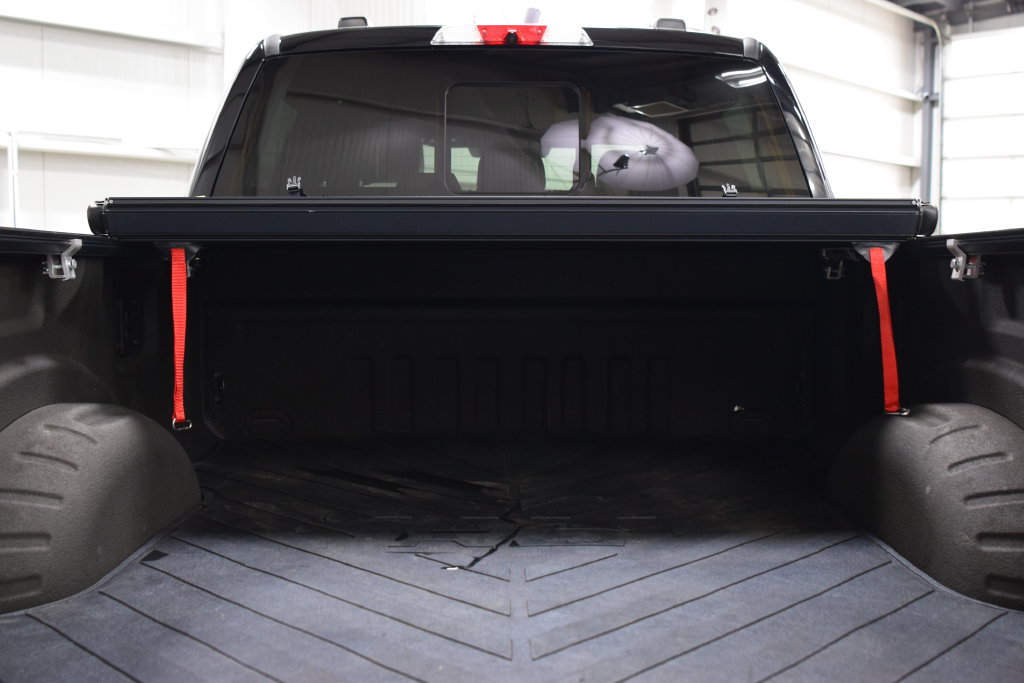 Used 2024 Ford F350 Platinum w/ FX4 Off-Road Package AWD/4WD image 21