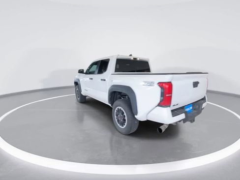 Used 2024 Toyota Tacoma TRD Off-Road AWD/4WD image 6