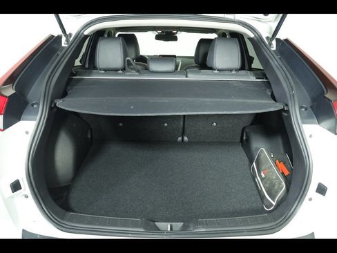 Used 2022 Mitsubishi Eclipse Cross SE FWD image 11