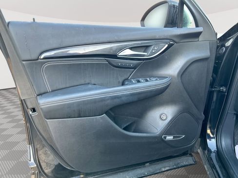 Certified 2023 Buick Envision Essence w/ Technology Package I AWD/4WD image 26