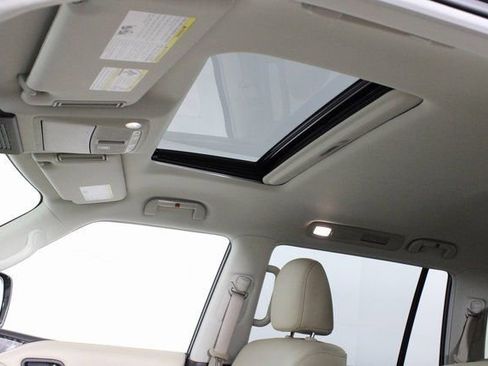 New 2024 Nissan Armada Platinum w/ Captain's Chairs Package image 13