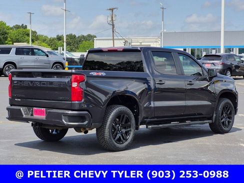 Used 2023 Chevrolet Silverado 1500 Custom w/ 2.7L Blackout Package AWD/4WD image 6