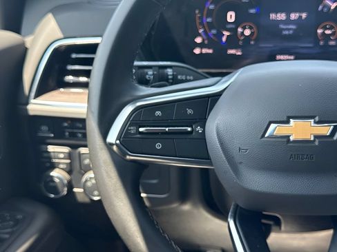 Used 2025 Chevrolet Tahoe LT AWD/4WD image 14