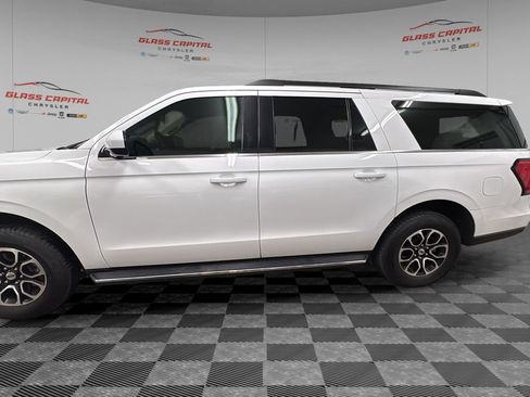 Used 2023 Ford Expedition Max XLT AWD/4WD image 4