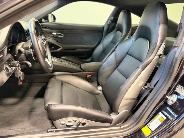 Used 2018 Porsche 911 Carrera GTS RWD image 19