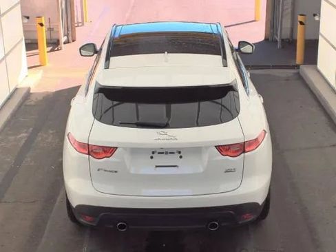Used 2018 Jaguar F-PACE Prestige image 6