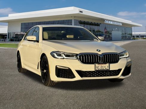 Certified 2023 BMW 540i xDrive w/ M Sport Package image 2