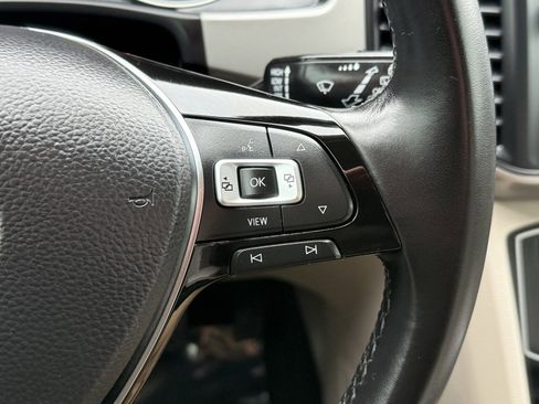 Used 2020 Volkswagen Atlas SE w/ Towing Package image 29