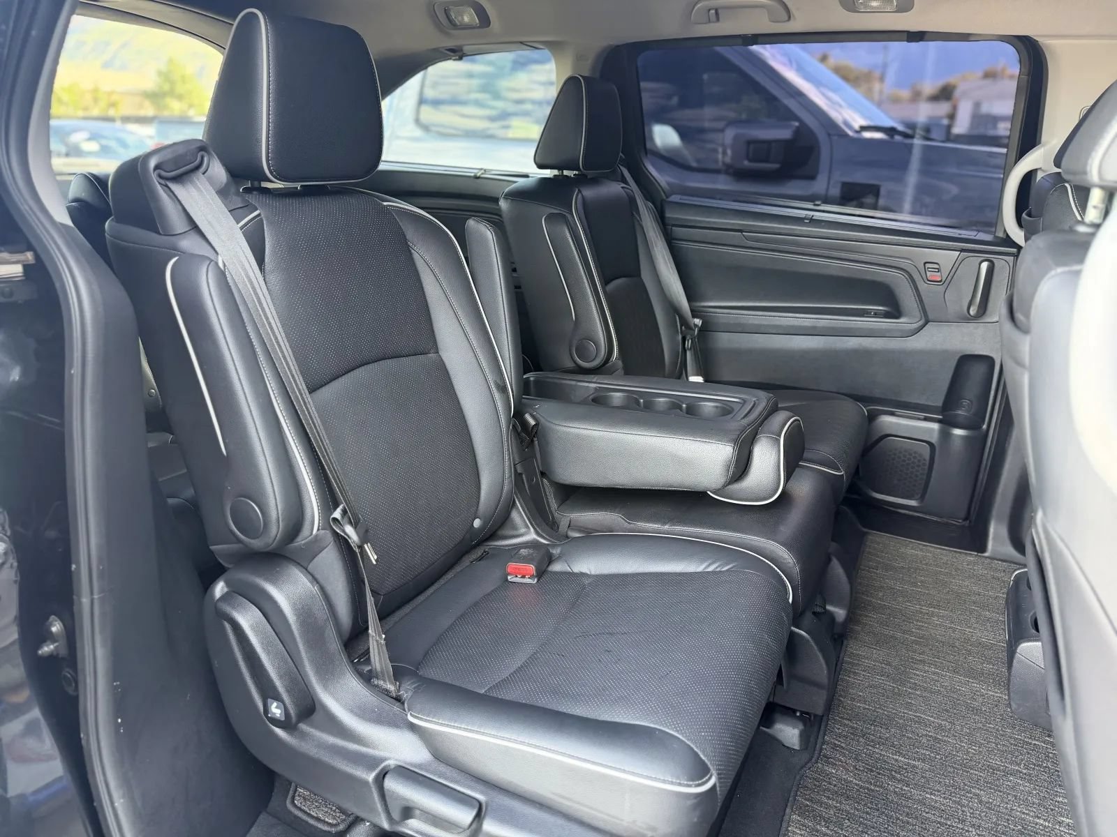 Used 2024 Honda Odyssey Elite image 19