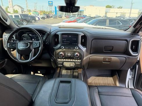 Used 2021 GMC Sierra 1500 Denali w/ Denali Ultimate Package AWD/4WD image 21