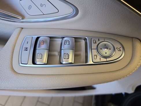 Used 2021 Mercedes-Benz C 300 Sedan image 28