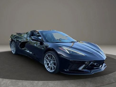 Used 2022 Chevrolet Corvette Stingray Preferred Conv w/ Z51 Performance Package RWD image 7