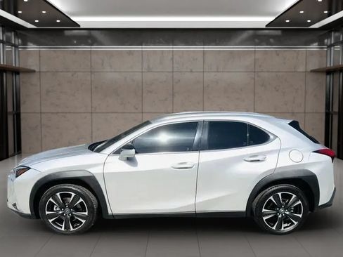 Used 2020 Lexus UX 200 w/ Accessory Package 2 FWD image 6