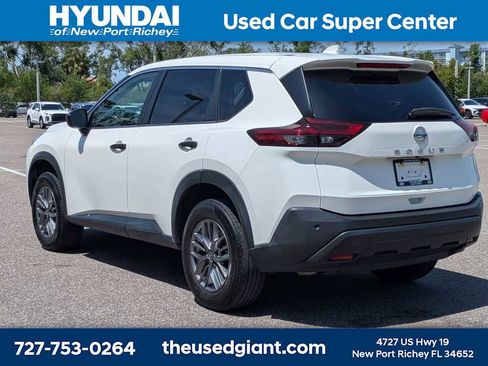 Used 2021 Nissan Rogue S FWD image 3