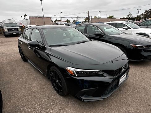 Used 2023 Honda Civic Sport image 12