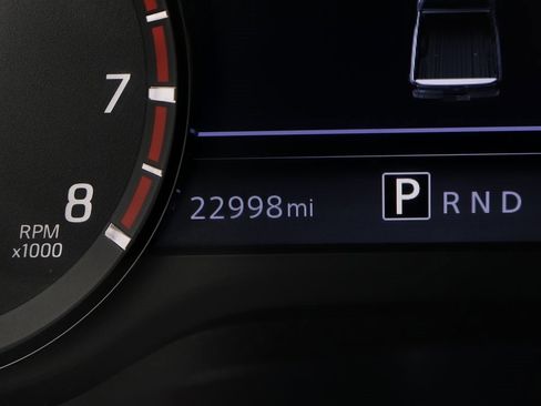 Used 2021 Nissan Titan PRO-4X w/ Pro-4x Convenience Package image 27