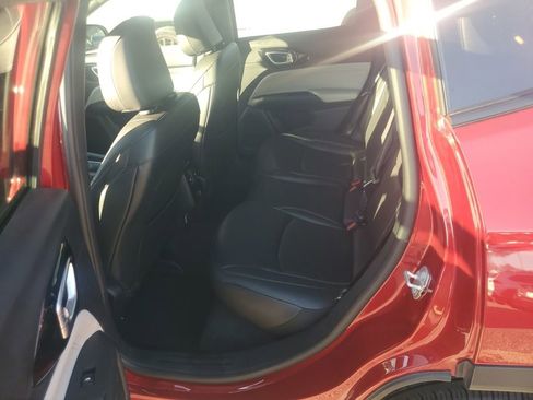 Used 2025 Jeep Compass Limited image 11