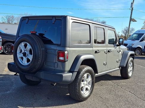 Used 2021 Jeep Wrangler Unlimited Sport AWD/4WD image 11