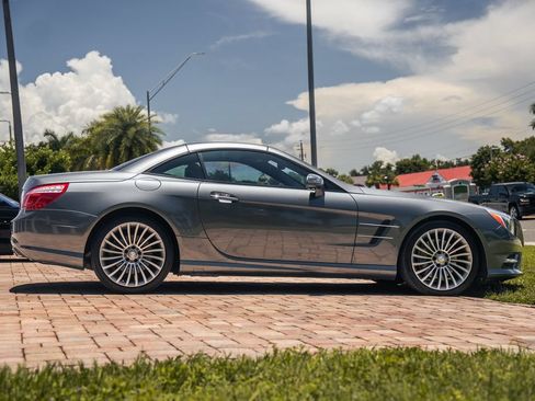 Used 2013 Mercedes-Benz SL 550 image 6