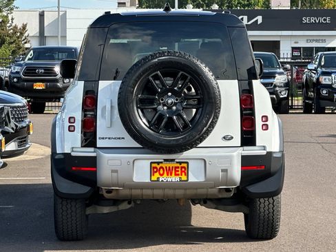 Used 2022 Land Rover Defender 110 S AWD/4WD image 5