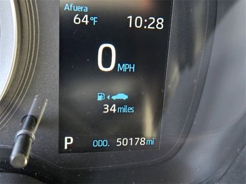 Used 2022 Toyota Corolla Cross LE image 29