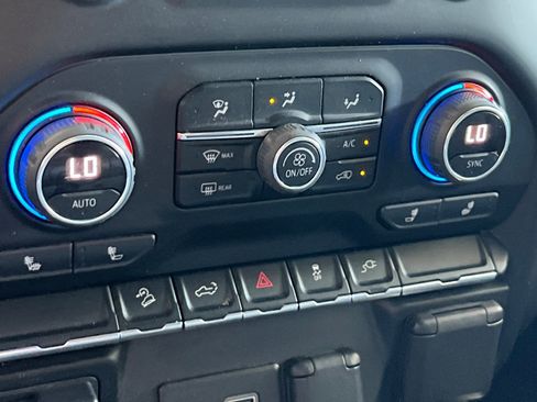 Used 2022 Chevrolet Silverado 1500 RST w/ Texas Edition Plus image 19