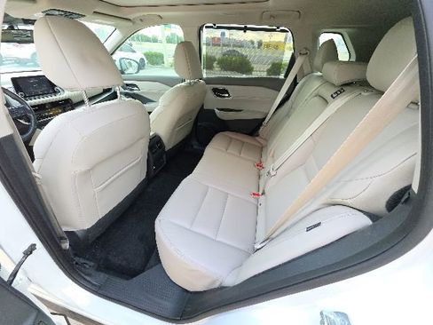 Used 2021 Nissan Rogue SL FWD image 24