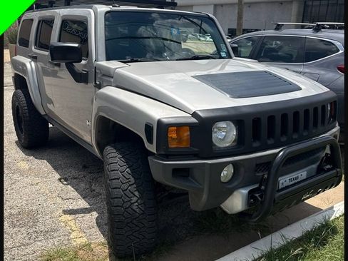 Used 2008 HUMMER H3 AWD/4WD image 3