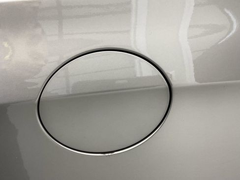 Used 2018 Chrysler Pacifica Limited w/ Advanced Safetytec Group image 34