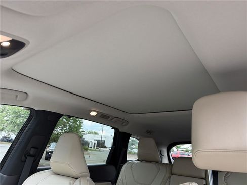 Used 2024 INFINITI QX60 Luxe w/ Cargo Package FWD image 5