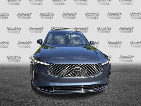 Used 2026 Volvo XC90 B6 Plus w/ Protection Package Premier AWD/4WD image 3