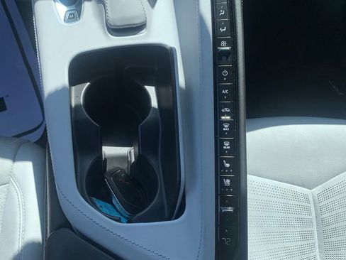 Used 2024 Chevrolet Corvette Z06 image 22