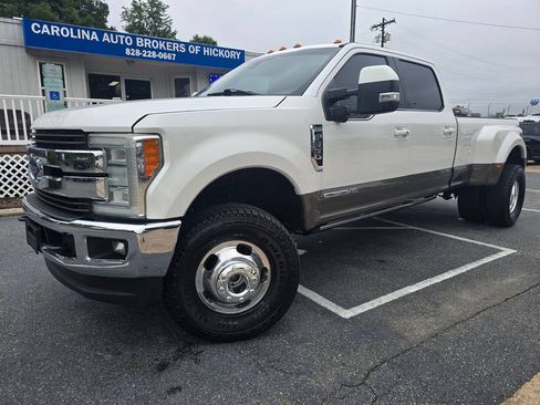 Used 2018 Ford F350 King Ranch w/ King Ranch Ultimate Package AWD/4WD image 3