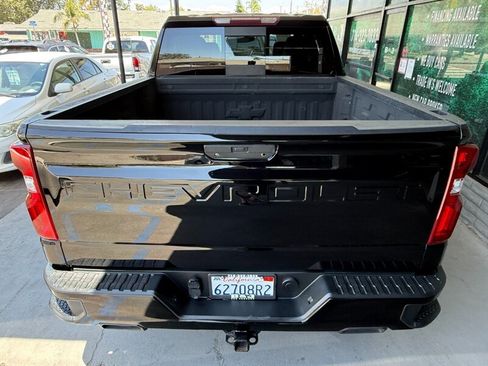 Used 2020 Chevrolet Silverado 1500 LT Trail Boss w/ Midnight Edition AWD/4WD image 14