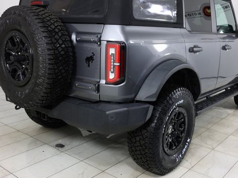 Used 2022 Ford Bronco Wildtrak image 39