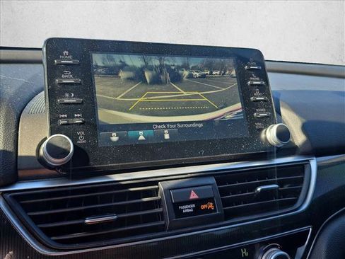 Used 2020 Honda Accord Sport image 14