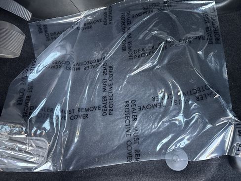 Certified 2024 Chrysler Pacifica Limited w/ S Appearance Package FWD image 17