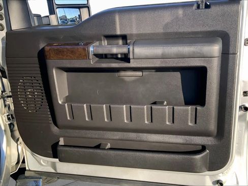 Used 2015 Ford F250 Platinum AWD/4WD image 22