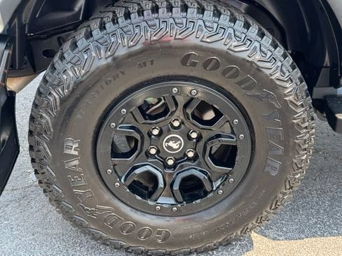 Used 2024 Ford Bronco Wildtrak AWD/4WD image 6