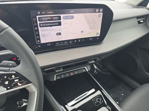 New 2026 Audi Q3 quattro 2.0T AWD/4WD image 25