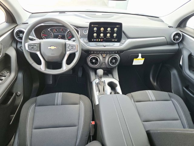 New 2026 Chevrolet Blazer LT w/ Convenience Package AWD/4WD image 9