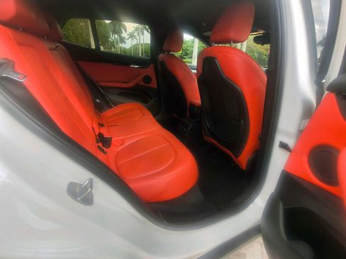 Used 2018 BMW X2 sDrive28i w/ Convenience Package FWD image 31