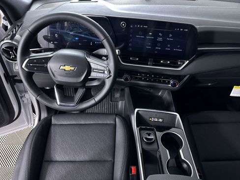 New 2026 Chevrolet Equinox LT w/ Convenience Package II image 55