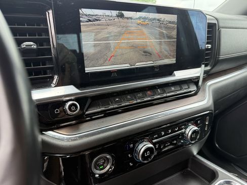 Used 2023 GMC Sierra 1500 SLT RWD image 21
