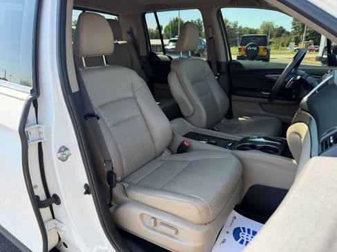 Used 2020 Honda Ridgeline RTL image 13