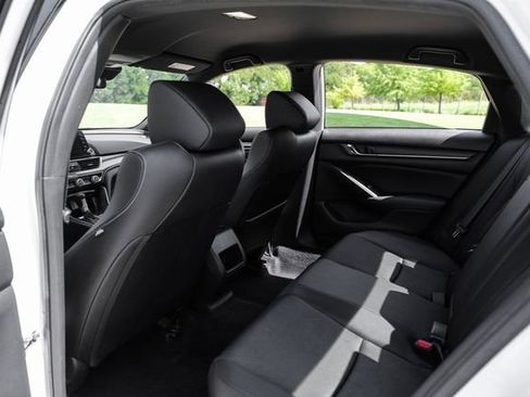 Used 2019 Honda Accord Sport image 37