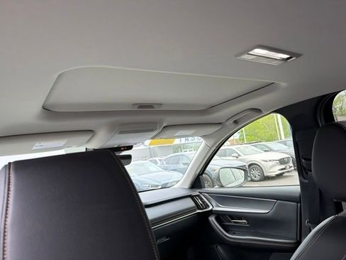 Used 2025 MAZDA CX-90 3.3 Turbo w/ Preferred Package AWD/4WD image 10