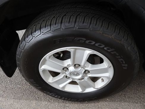 Used 2019 Toyota Sequoia SR5 AWD/4WD image 66