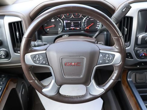 Used 2018 GMC Sierra 1500 SLT w/ Max Trailering Package AWD/4WD image 15